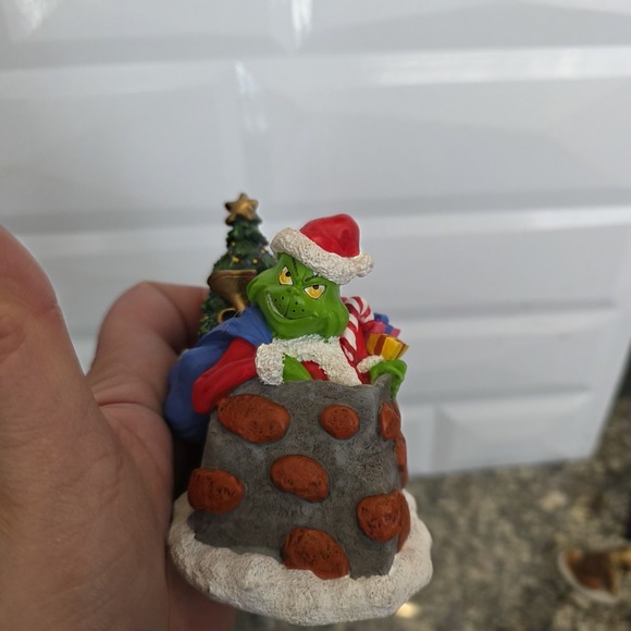 2-Dr Seuss Grinch In Chimney Stealing Christmas Resin Figures 3.75 - Picture 4 of 7